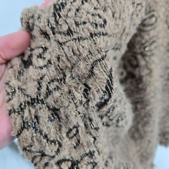 Chicos one size gold metallic floral paisley poncho cape shawl fringe hem - Picture 2 of 13